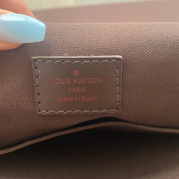 Authentic Louis Vuitton Men Messenger Shoulder Bag - Picture 5 of 10